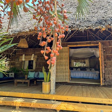 Che Shale Hotel Mambrui Bagian luar foto