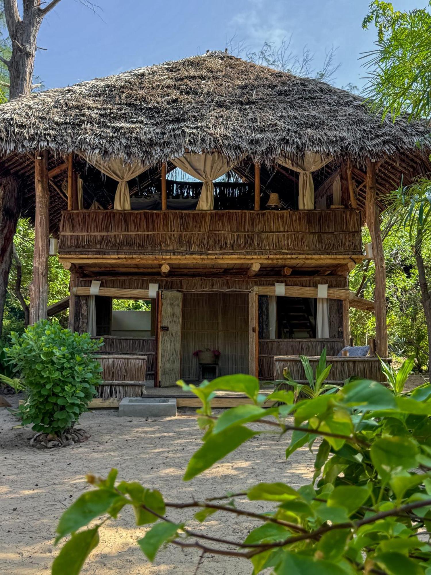 Che Shale Hotel Mambrui Bagian luar foto