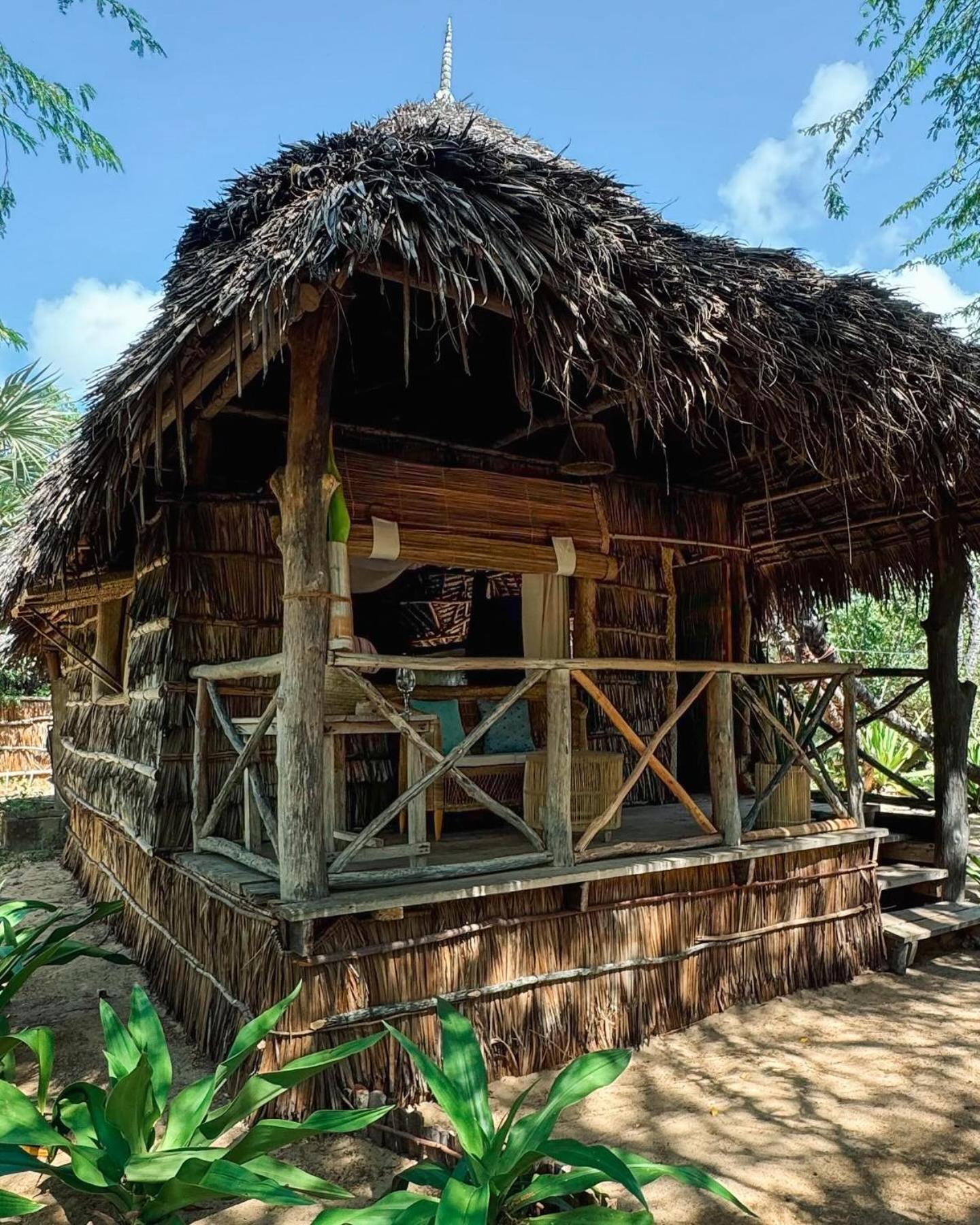 Che Shale Hotel Mambrui Bagian luar foto